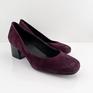 Born Women's Plum Suede Suede Slip On Pump